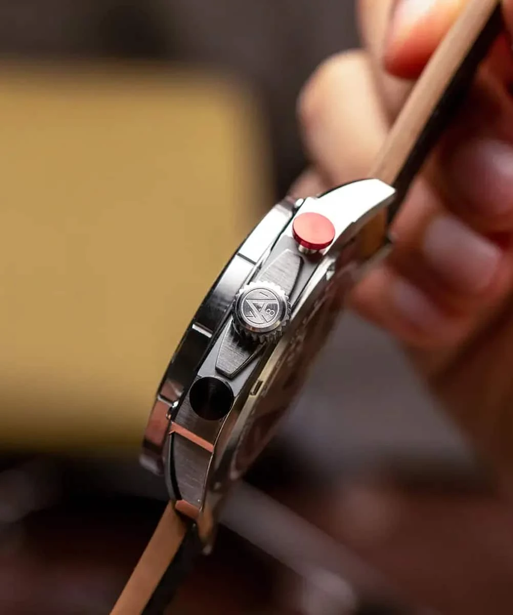 AVI-8 WATCH HAWKER HUNTER DUAL TIME CHRONOGRAPH BROWN – Image 5