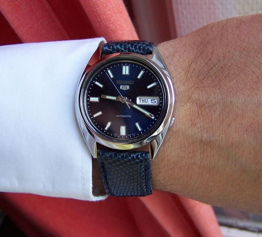 SEIKO 5 GENT BLUE – Image 8